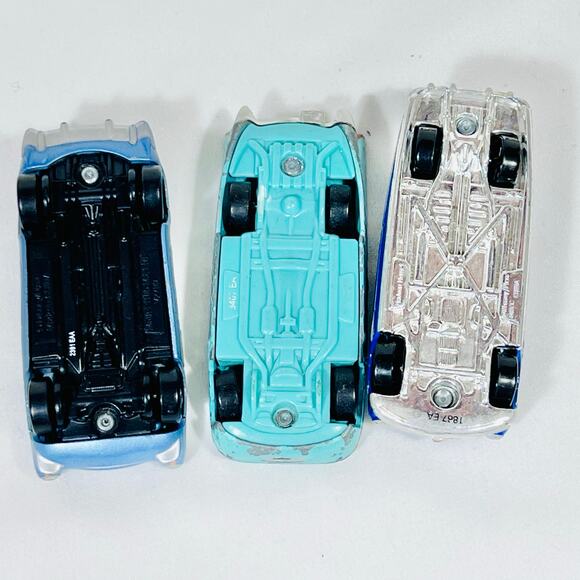 Disney Pixar Cars Lot of 10 Diecast Metal Mixed Character Car Toys McQueen - Picture 11 of 15